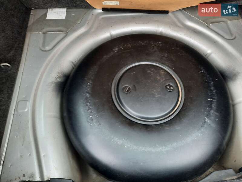 Універсал Skoda Octavia 2009 в Полтаві