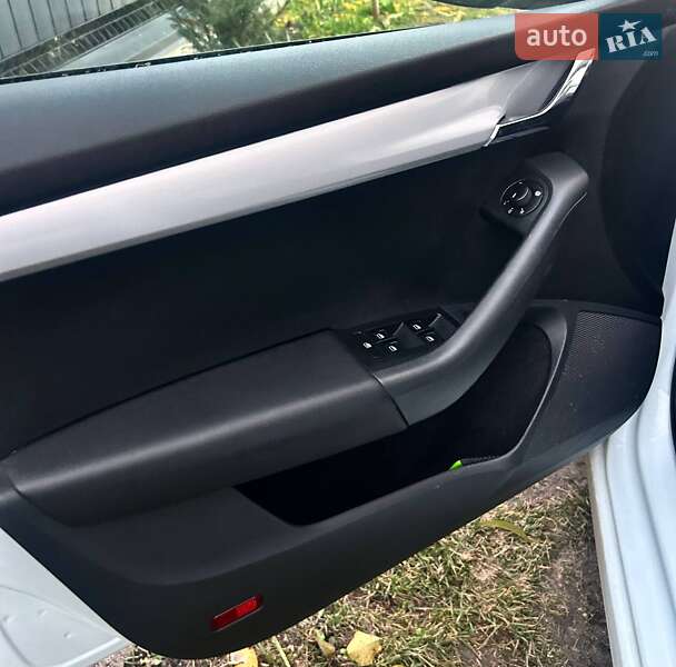 Універсал Skoda Octavia 2015 в Львові