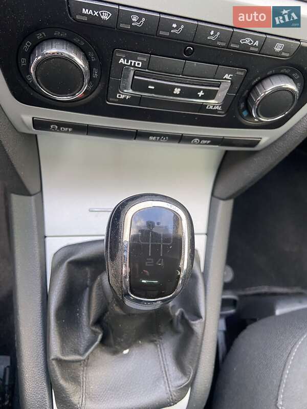 Универсал Skoda Octavia 2011 в Ровно фото 18 Универсал Skoda Octavia 2011 в Ровно