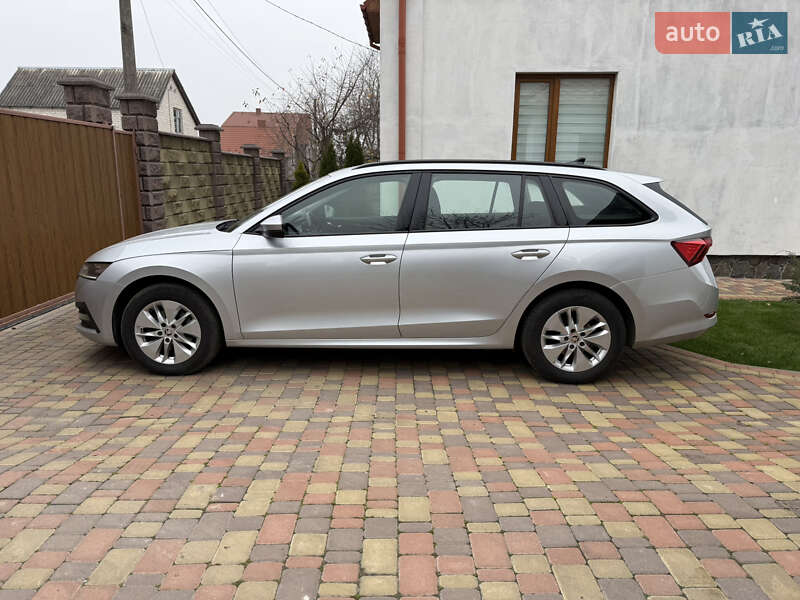 Універсал Skoda Octavia 2022 в Луцьку