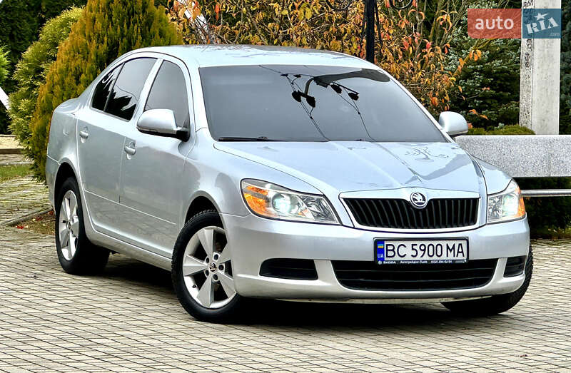 Лифтбек Skoda Octavia 2009 в Самборе