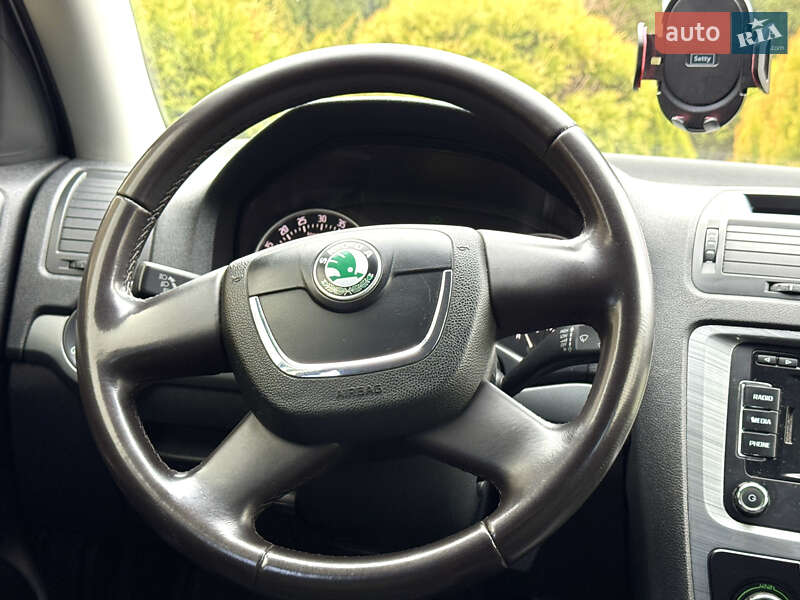Лифтбек Skoda Octavia 2009 в Самборе