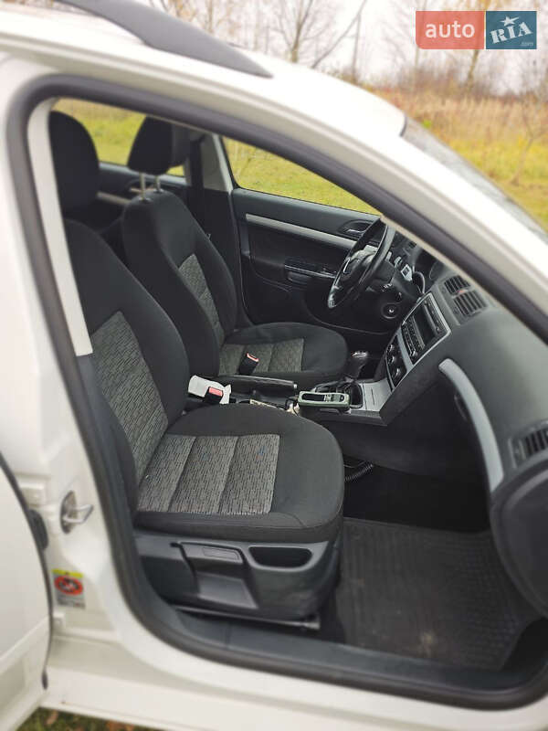 Универсал Skoda Octavia 2011 в Львове фото 6 Универсал Skoda Octavia 2011 в Львове