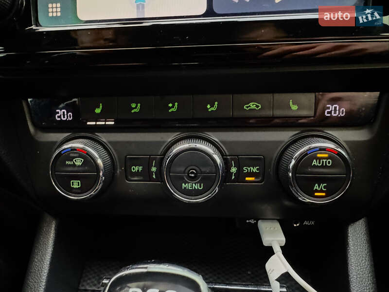 Универсал Skoda Octavia 2015 в Ужгороде