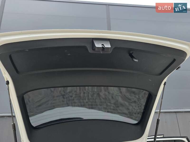 Універсал Skoda Octavia 2013 в Києві фото 49 Універсал Skoda Octavia 2013 в Києві