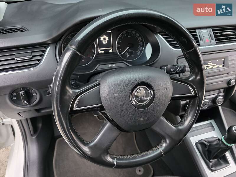 Універсал Skoda Octavia 2013 в Києві фото 67 Універсал Skoda Octavia 2013 в Києві