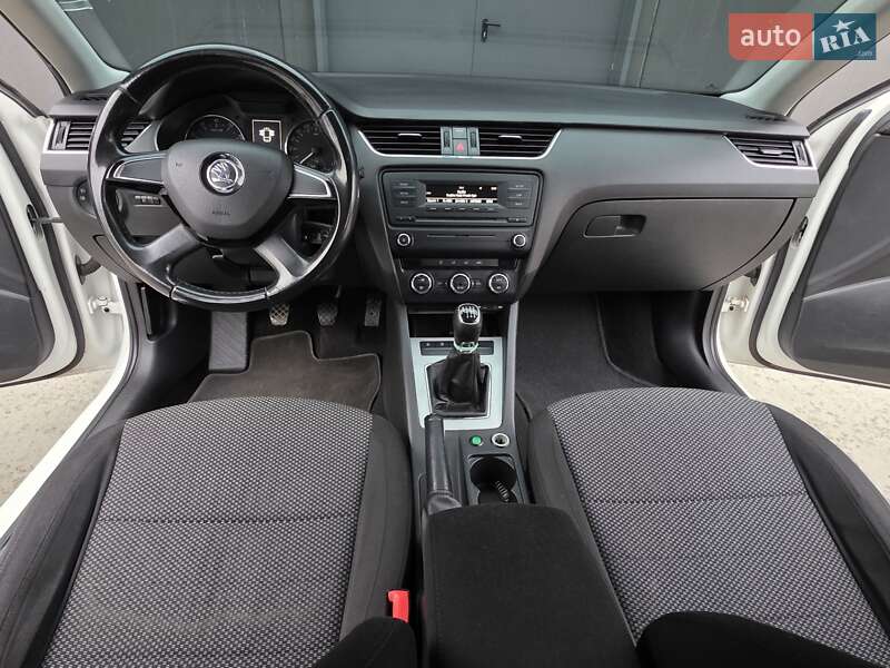 Універсал Skoda Octavia 2013 в Києві фото 72 Універсал Skoda Octavia 2013 в Києві