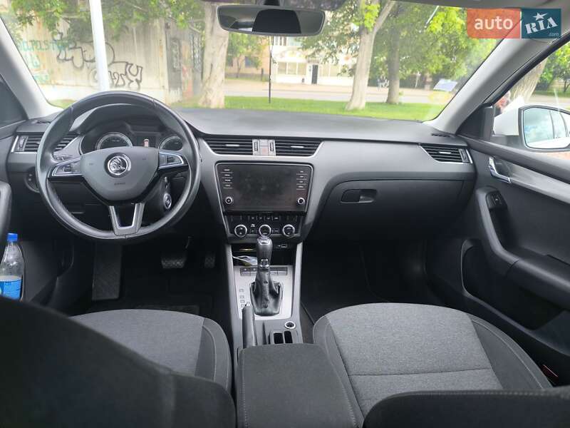 Универсал Skoda Octavia 2020 в Луцке фото 7 Универсал Skoda Octavia 2020 в Луцке