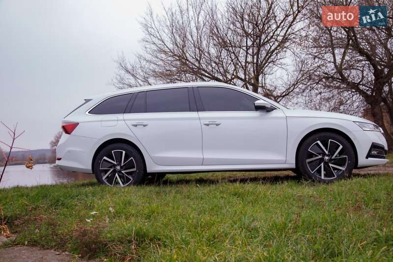 Универсал Skoda Octavia 2021 в Бердичеве