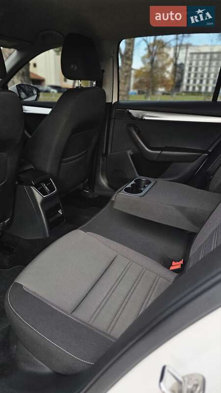 Универсал Skoda Octavia 2017 в Мукачево фото 34 Универсал Skoda Octavia 2017 в Мукачево