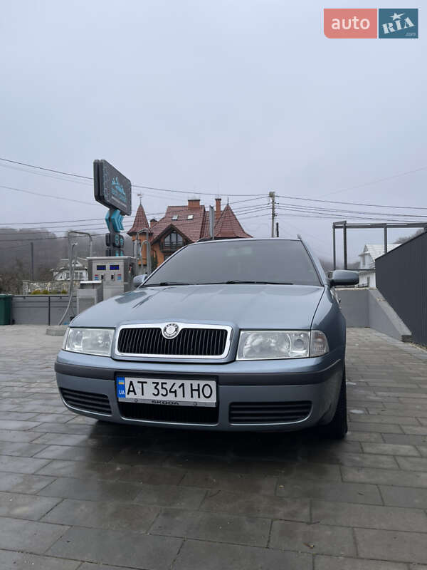 Универсал Skoda Octavia 2003 в Надворной