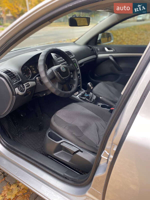Лифтбек Skoda Octavia 2010 в Харькове фото 13 Лифтбек Skoda Octavia 2010 в Харькове