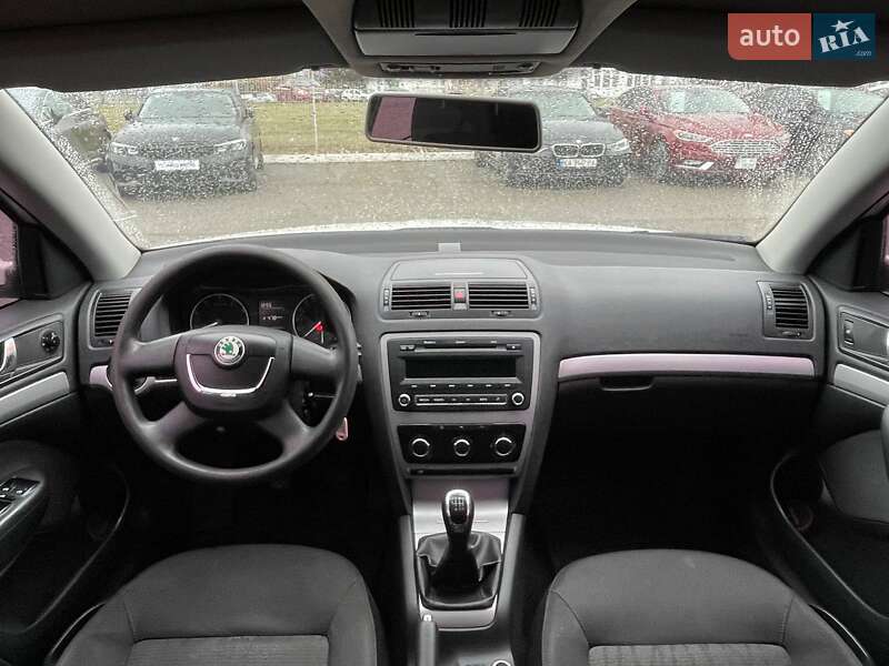 Лифтбек Skoda Octavia 2011 в Киеве фото 13 Лифтбек Skoda Octavia 2011 в Киеве
