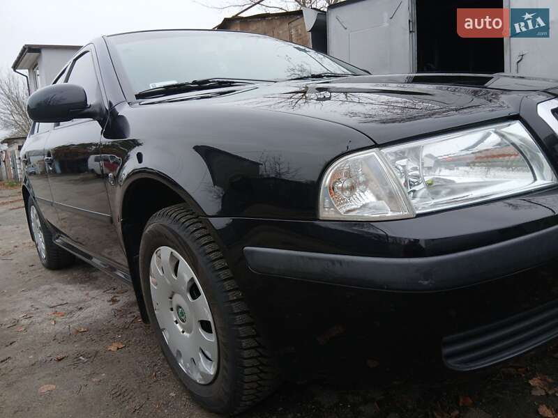Лифтбек Skoda Octavia 2010 в Святопетровское фото 5 Лифтбек Skoda Octavia 2010 в Святопетровское