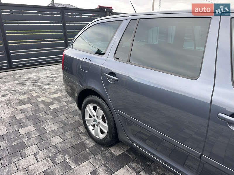 Универсал Skoda Octavia 2010 в Ивано-Франковске