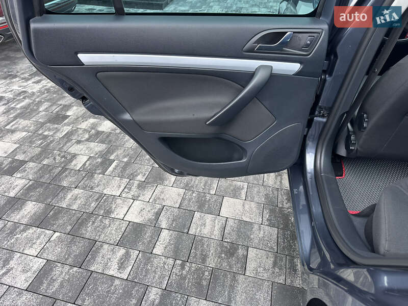 Универсал Skoda Octavia 2010 в Ивано-Франковске