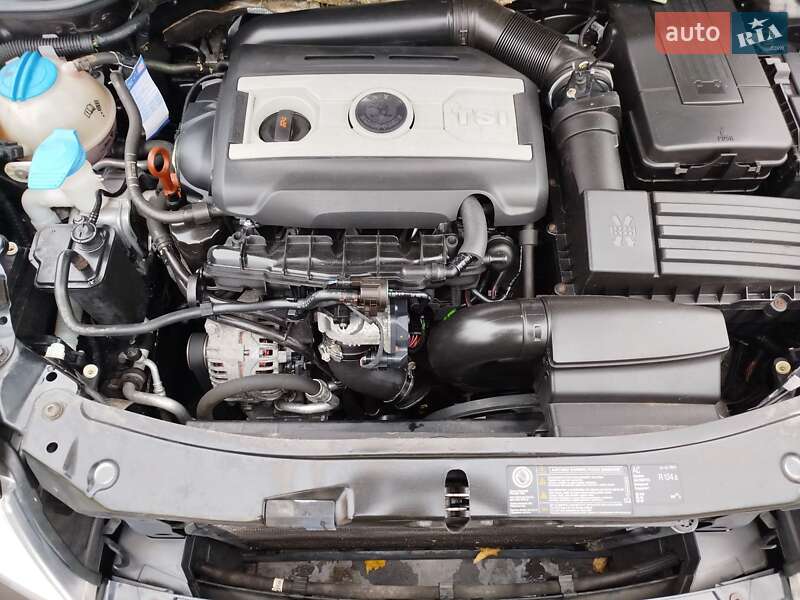 Універсал Skoda Octavia 2010 в Конотопі