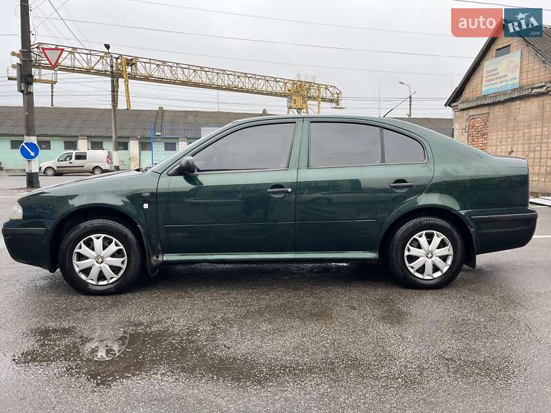 Лифтбек Skoda Octavia 2001 в Житомире