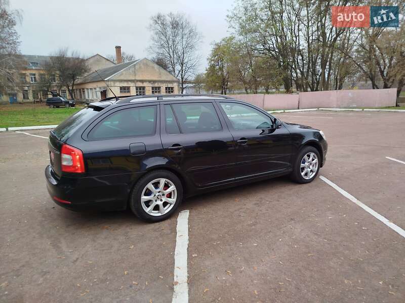 Універсал Skoda Octavia 2010 в Конотопі