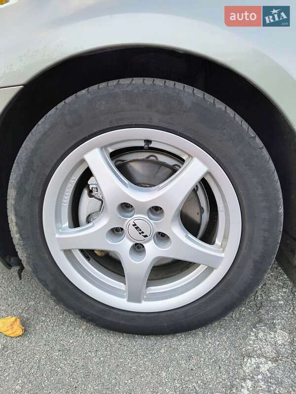 Универсал Skoda Octavia 2014 в Умани