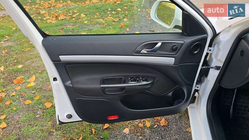 Лифтбек Skoda Octavia 2012 в Днепре фото 14 Лифтбек Skoda Octavia 2012 в Днепре