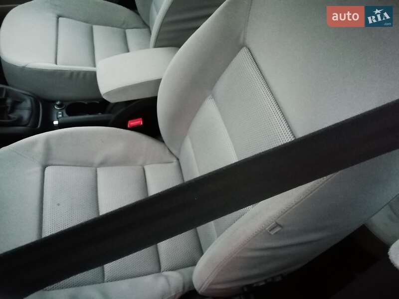 Универсал Skoda Octavia 2005 в Ровно