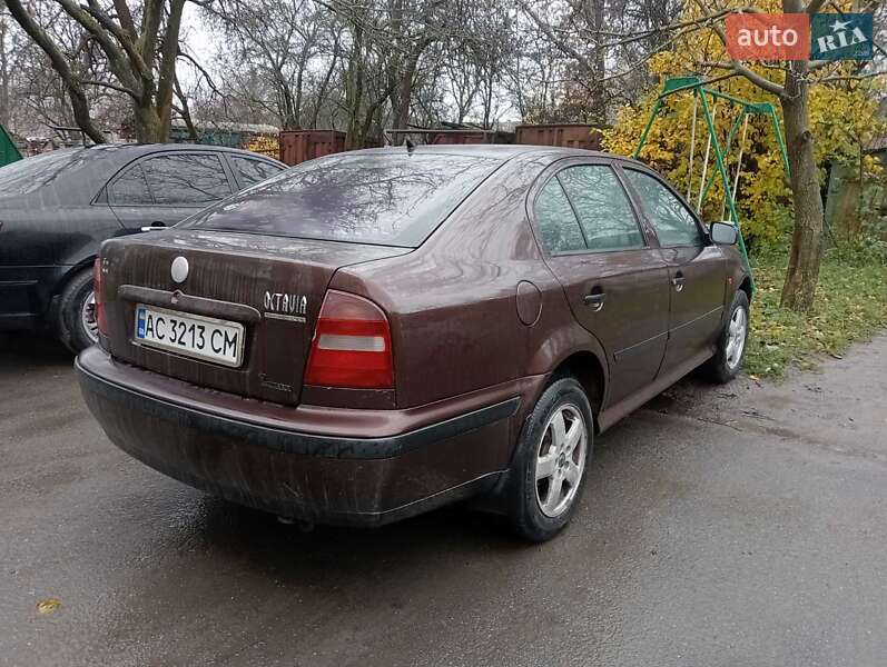 Лифтбек Skoda Octavia 1998 в Шепетовке