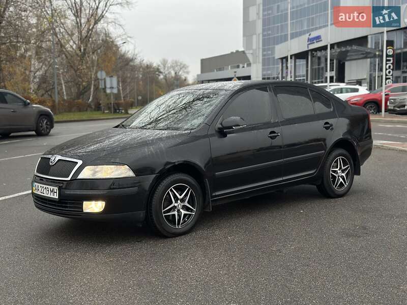 Лифтбек Skoda Octavia 2008 в Киеве