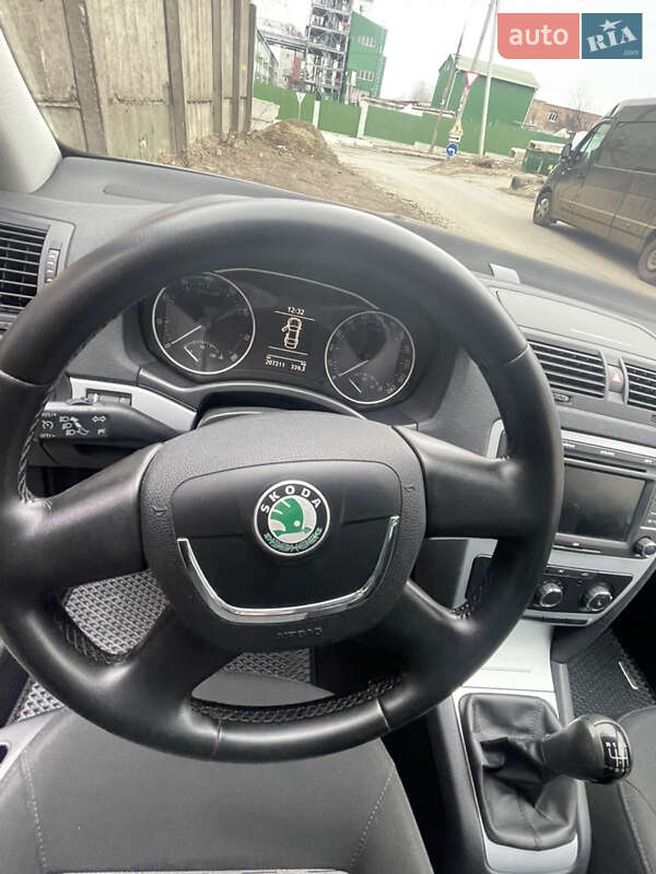 Універсал Skoda Octavia 2009 в Миколаєві