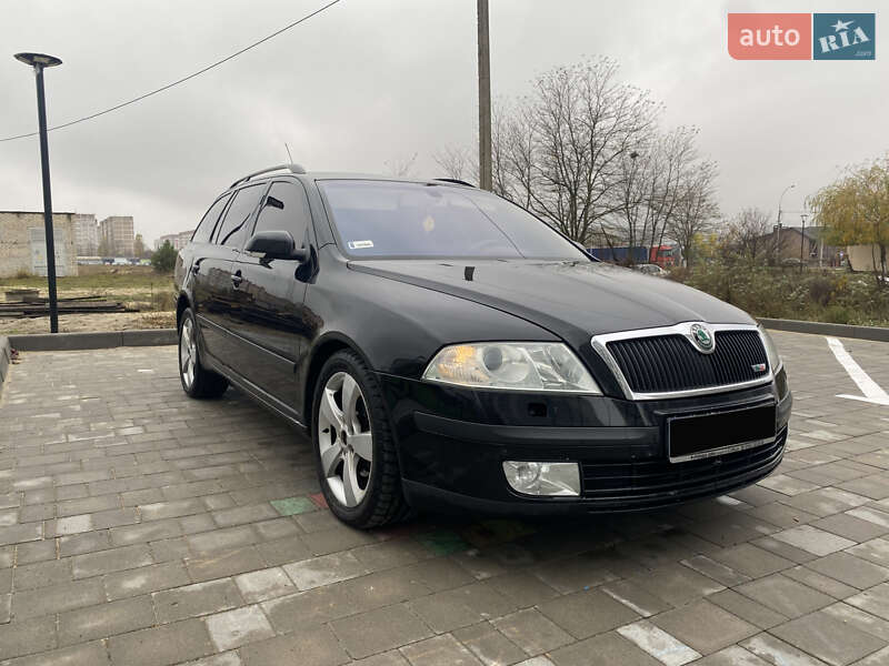 Универсал Skoda Octavia 2006 в Вараше