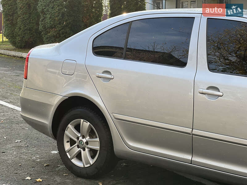 Ліфтбек Skoda Octavia 2012 в Кореці