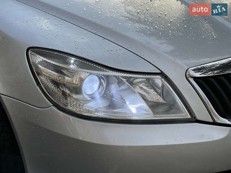 Ліфтбек Skoda Octavia 2012 в Кореці