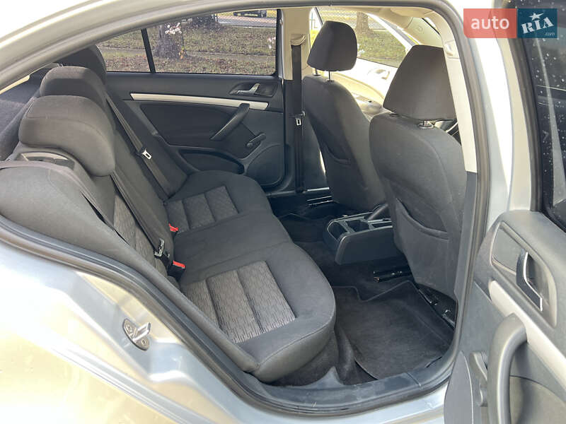 Ліфтбек Skoda Octavia 2012 в Кореці