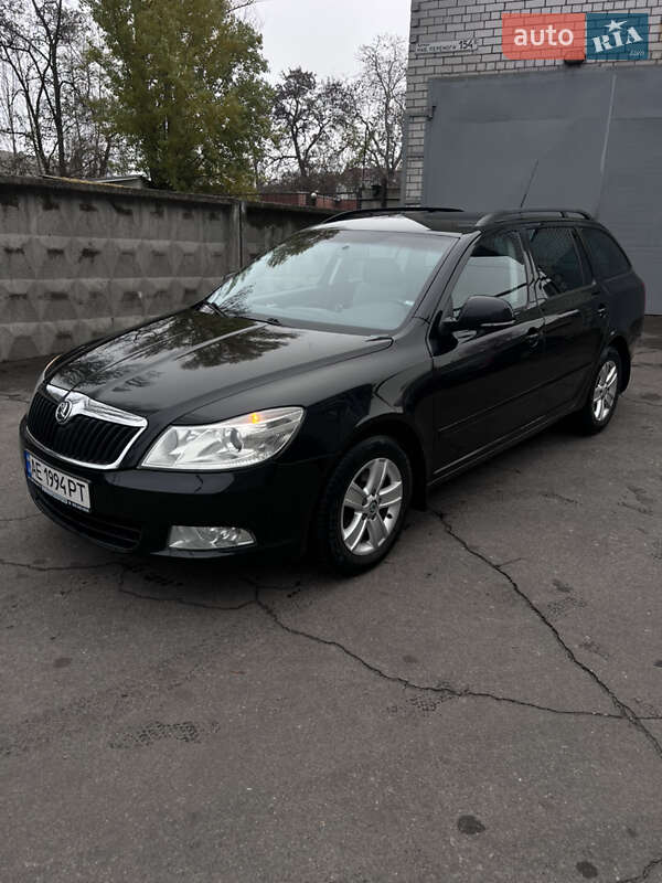 Универсал Skoda Octavia 2010 в Днепре фото 2 Универсал Skoda Octavia 2010 в Днепре