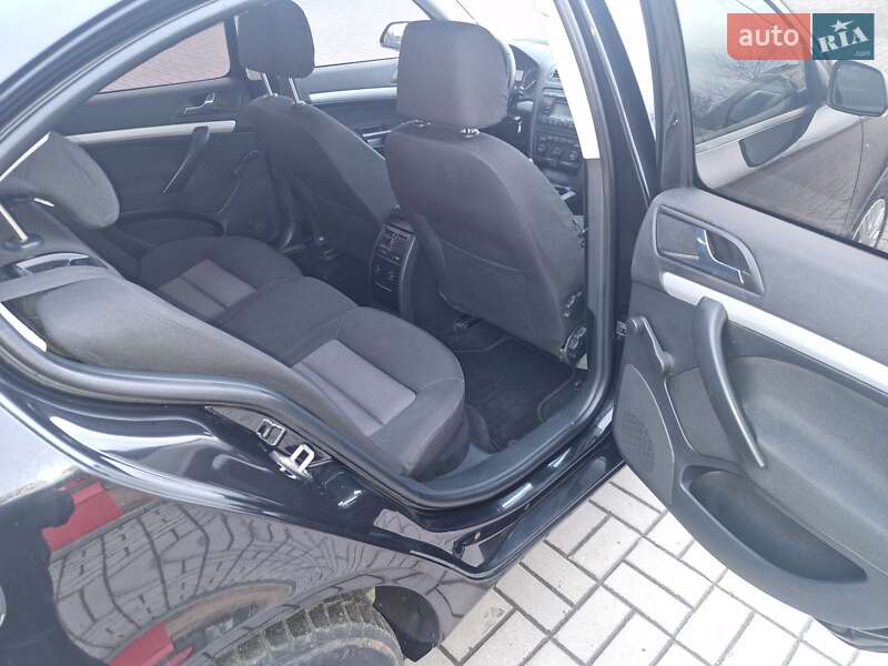 Лифтбек Skoda Octavia 2007 в Житомире