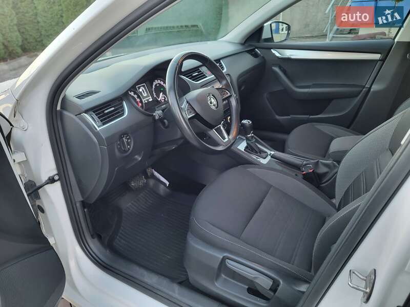 Универсал Skoda Octavia 2019 в Сарнах фото 21 Универсал Skoda Octavia 2019 в Сарнах