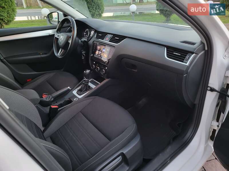 Универсал Skoda Octavia 2019 в Сарнах фото 38 Универсал Skoda Octavia 2019 в Сарнах
