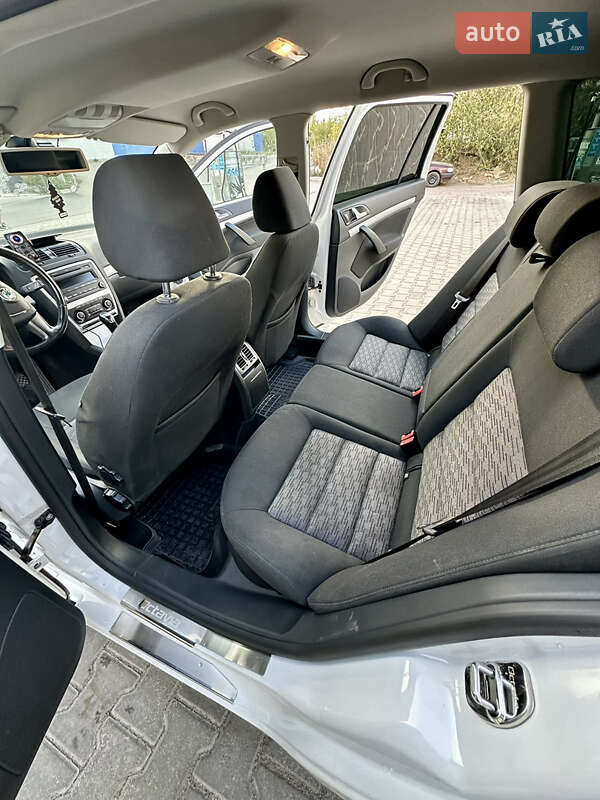Универсал Skoda Octavia 2011 в Житомире фото 8 Универсал Skoda Octavia 2011 в Житомире