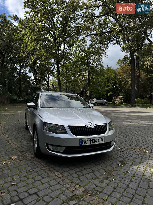 Універсал Skoda Octavia 2016 в Львові фото Універсал Skoda Octavia 2016 в Львові