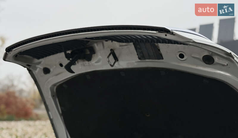 Универсал Skoda Octavia 2005 в Днепре