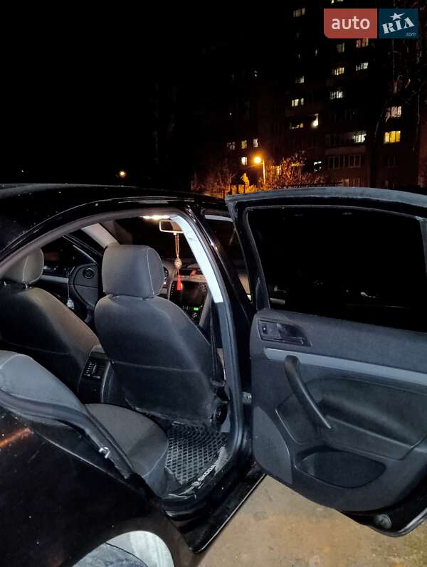 Лифтбек Skoda Octavia 2005 в Львове фото 8 Лифтбек Skoda Octavia 2005 в Львове