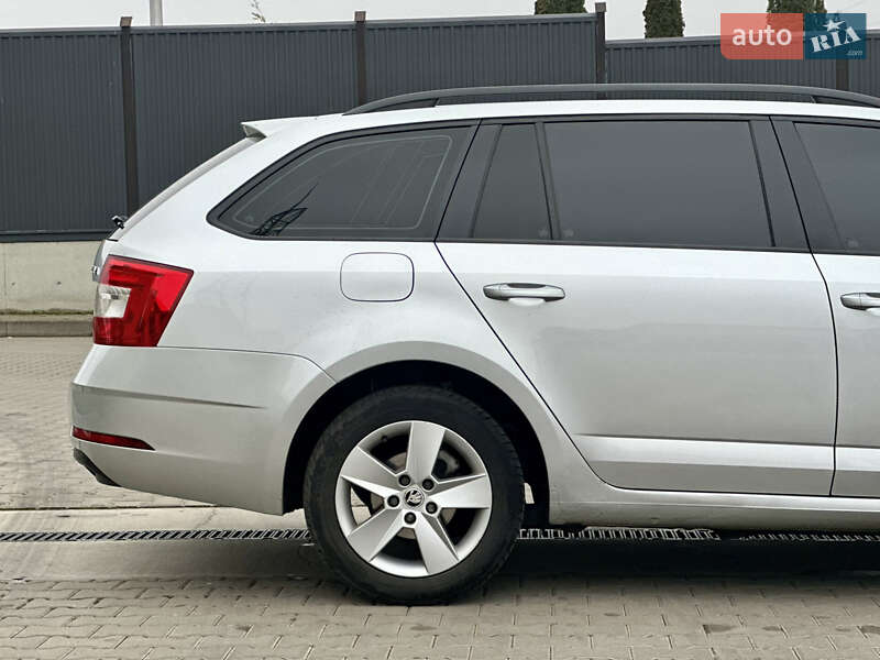 Универсал Skoda Octavia 2017 в Луцке