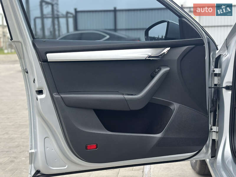 Универсал Skoda Octavia 2017 в Луцке