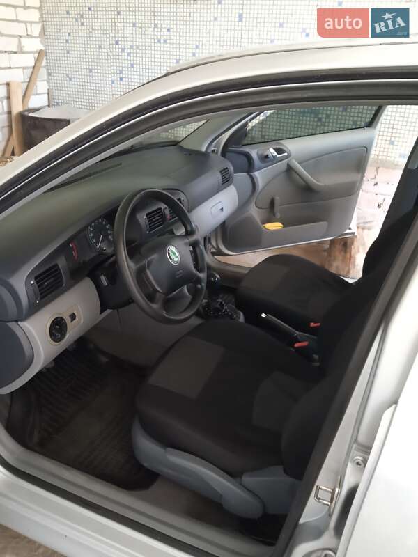 Лифтбек Skoda Octavia 1999 в Ровно