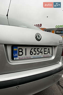 Ліфтбек Skoda Octavia 2004 в Полтаві