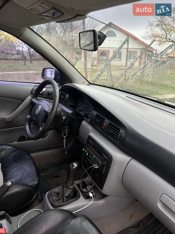 Лифтбек Skoda Octavia 2000 в Софиевке фото 8 Лифтбек Skoda Octavia 2000 в Софиевке
