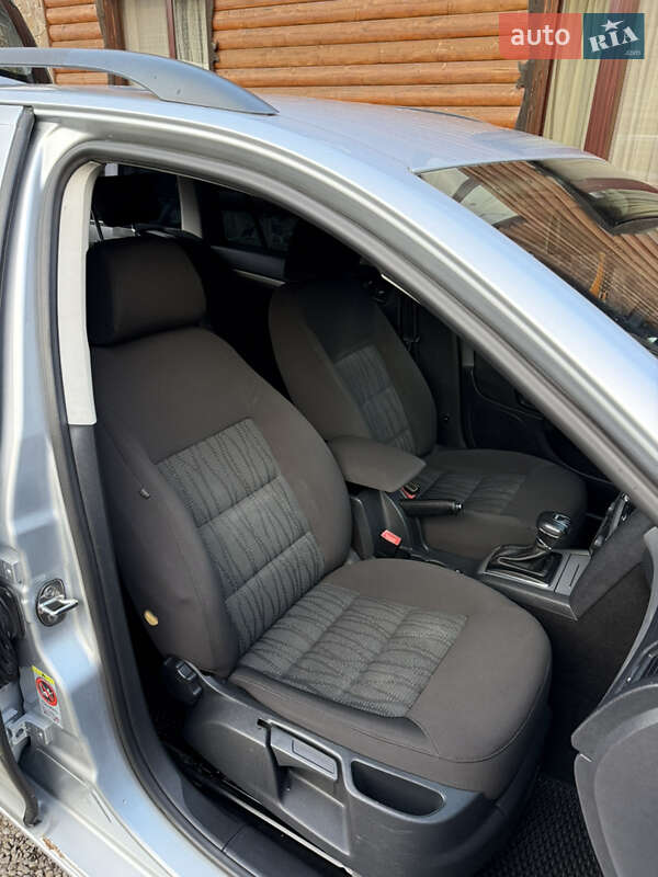 Универсал Skoda Octavia 2012 в Татарове фото 13 Универсал Skoda Octavia 2012 в Татарове