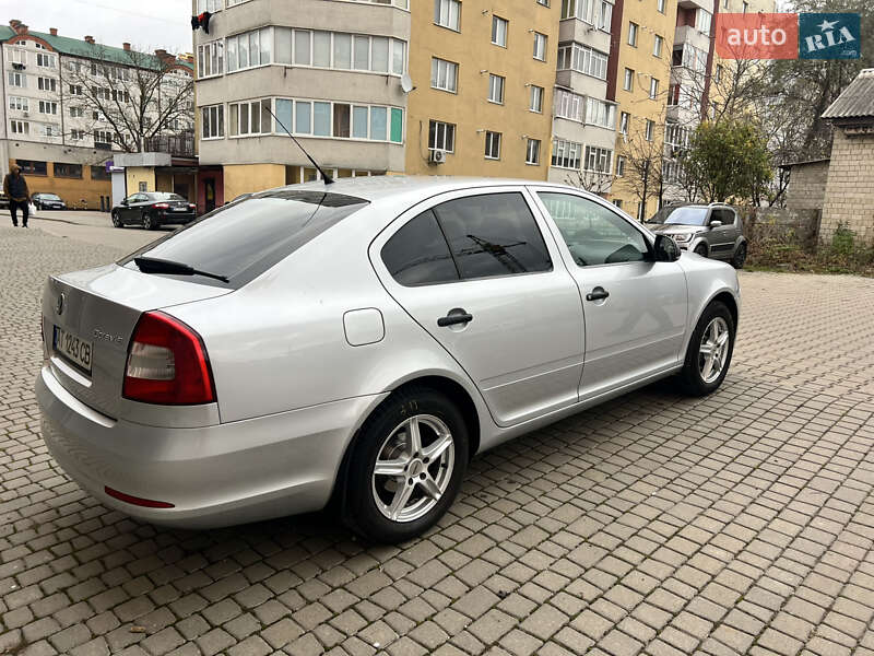Лифтбек Skoda Octavia 2011 в Ивано-Франковске фото 4 Лифтбек Skoda Octavia 2011 в Ивано-Франковске