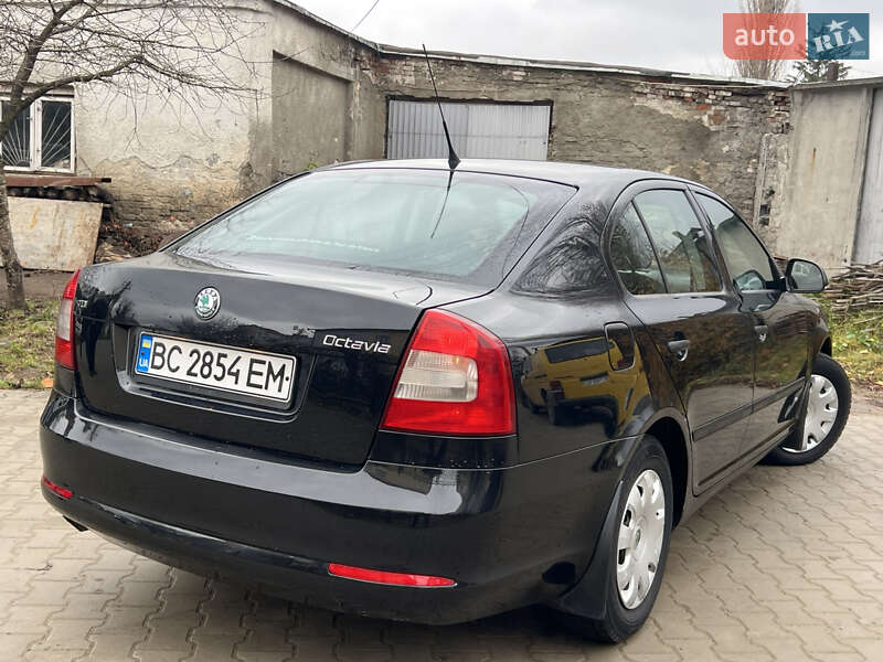 Лифтбек Skoda Octavia 2011 в Самборе