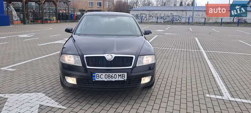 Лифтбек Skoda Octavia 2007 в Нововолынске